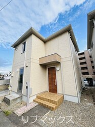 奥村貸戸建A棟の物件外観写真